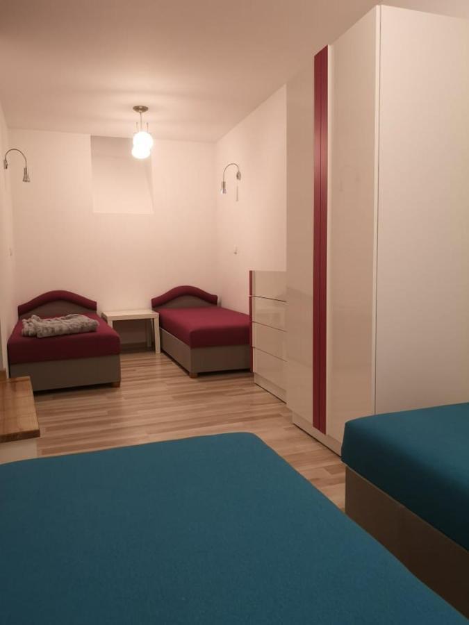 Apartament Detka Neumarkt Exterior foto